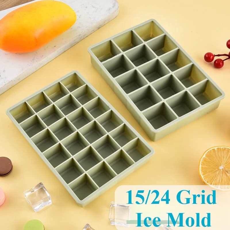 Bandeja para cubitos de hielo cuadrada de 24 compartimentos con tapa