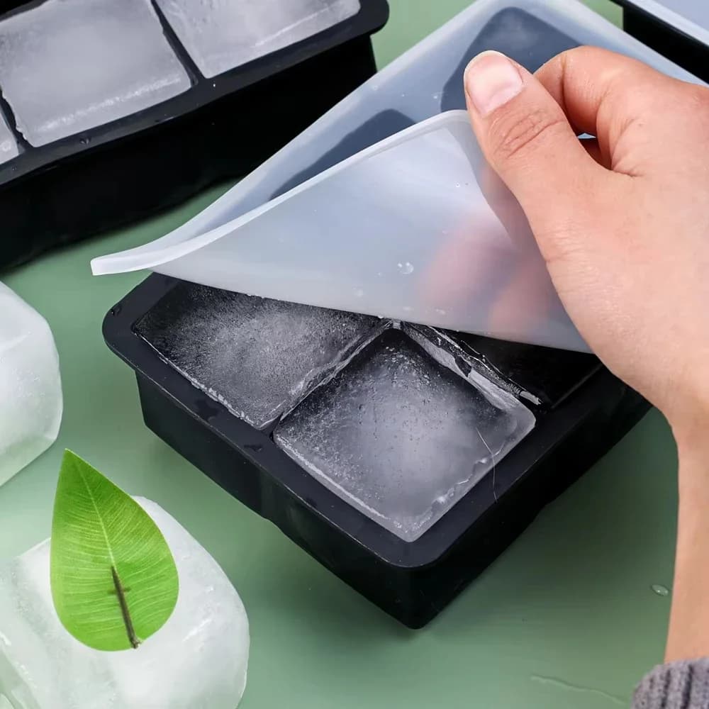 Bandeja grande para cubitos de hielo cuadrados