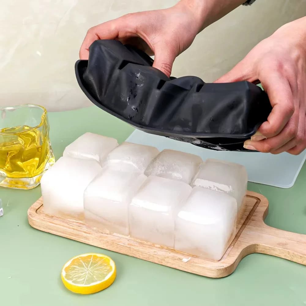 Bandeja grande para cubitos de hielo cuadrados